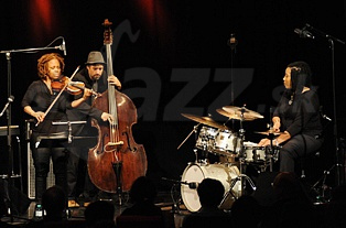  REGINA CARTER QUARTET  