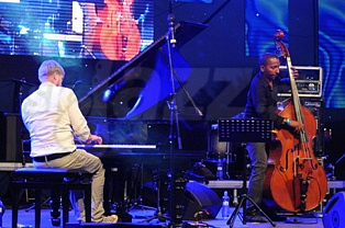  MARTIN + OMAR  