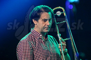  WERNER WURM  