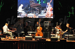  TINGVALL TRIO  