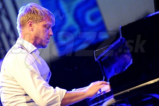  MARTIN  