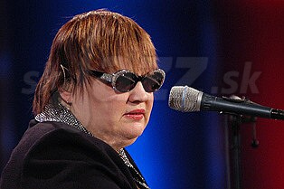  DIANE SCHUUR  