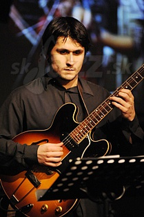  PAVOL  