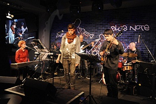  SISA A BAND  