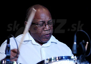  BILLY COBHAM  