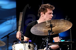  JONAS BURGWINKEL  