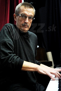  EMIL VIKLICKÝ  