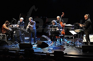  VINCENT PEIRANI THRILL BOX  