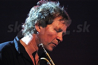  NILS PETTER MOLVAER  
