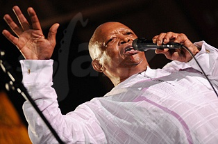  HUGH MASAKELA  