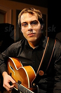 ANDRERJ URMINSKÝ  