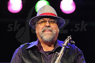  JOE LOVANO  