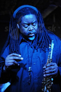  COURTNEY PINE  