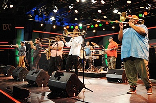  SOUL REBELS  