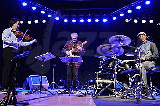 BILL FRISELL TRIO  