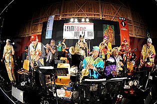  SUN RA ARKESTRA  