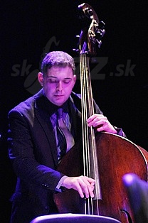  TOMÁŠ BAROŠ  