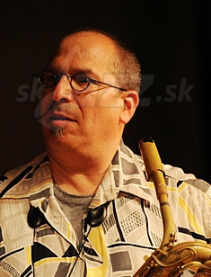  GARY SMULYAN  