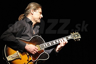  ROBERT PAWLIK 3056.JPG 