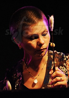  ZUZANA LAPČÍKOVÁ  
