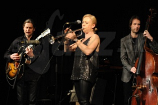  MICHAELA+ROBERT+JOE 3120.JPG 