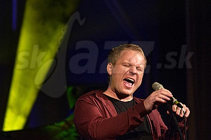  GRZEGORZ KARNAS 