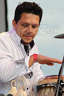  EDDY PORTELLA  
