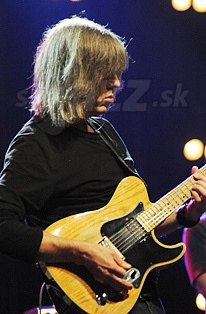  MIKE STERN  
