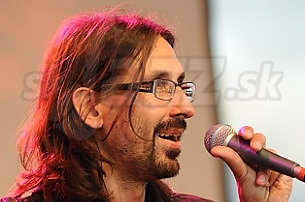  ANDY BELEJ  