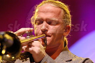  LORENZ RAAB  