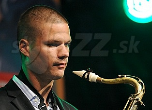  NIKOLAJ NIKITIN  