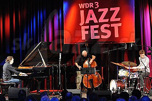  THOMAS RÜCKERT TRIO  