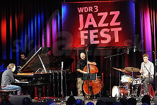  THOMAS RÜCKERT TRIO  