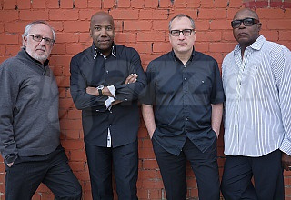  FOURPLAY 