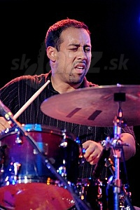  ANTONIO SANCHEZ  