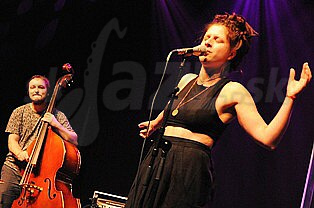  RASŤO UHRÍK + SISA  