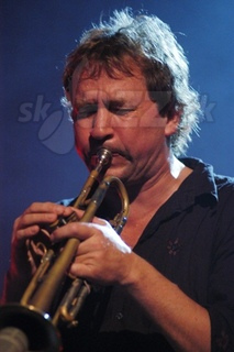  NILS PETTAR MOLVEAR