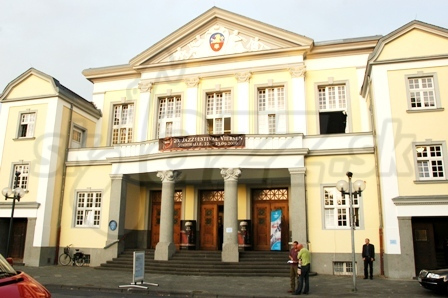  FESTHALLE VIERSEN