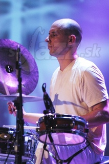  ERIC HARINGS