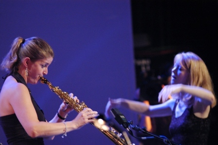  KAROLINA STRASSMAYER + MARIA