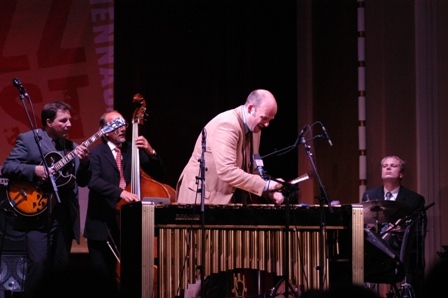  MARTIN + RADIO KINGS