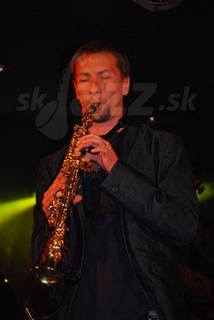  MACIEJ