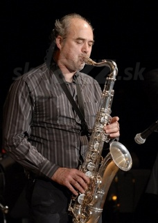  NICOLAS SIMION