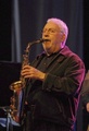  LEE