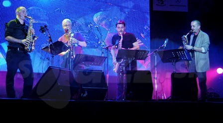 SAXOFOUR