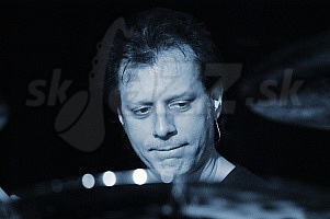 DAVE  