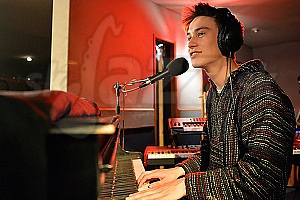  JACOB COLLIER 