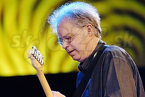  BILL FRISELL  