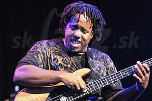  VICTOR WOOTEN  