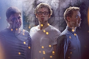  GOGO PENGUIN 